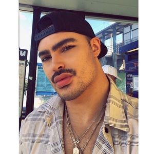 Meet your Posher, Bryan